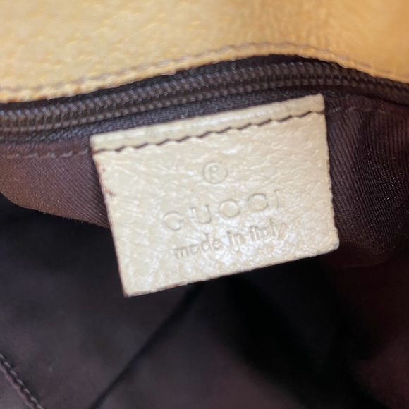 GUCCI ECLIPSE MICRO GG BUCKET BAG - Picture 9 of 13